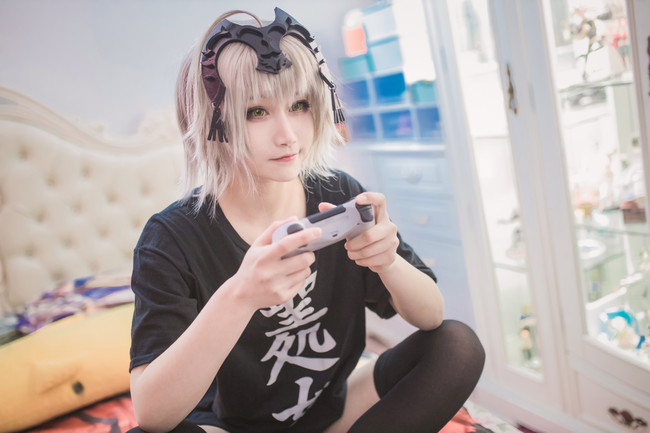 【PG模拟器最新版】国内六大最火游戏收入排行：吃鸡仅排第六